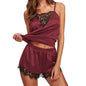 Conjunto Pijama Renda Floral & Cetim Velvet Night (Top Renda + Shorts Vazado)