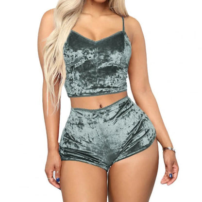 Conjunto Pijama Minimalista Cetim Silk Glow Decote V (Cami Top + Shorts Fluido)
