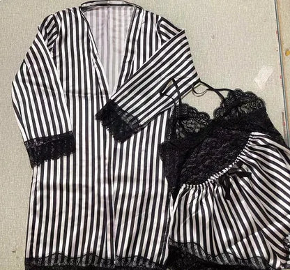Conjunto Luxo 4 Peças Cetim Royale com Renda (Robe Kimono + Regata + Shorts + Faixa)